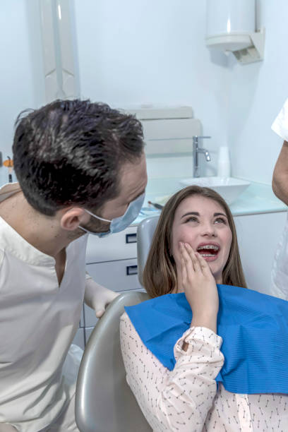 Best Emergency Tooth Extraction  in Fremont, OH